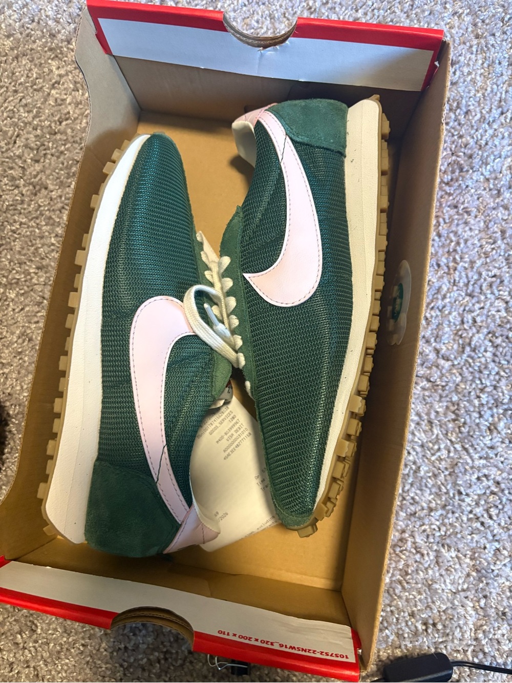 Nike W LD-1000 Green Mesh Running Shoes with Pale Pink Swoosh